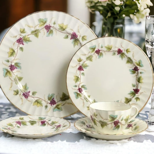 Royal Worcester Bacchanal China, China Place Setting, Thanksgiving Table Decor