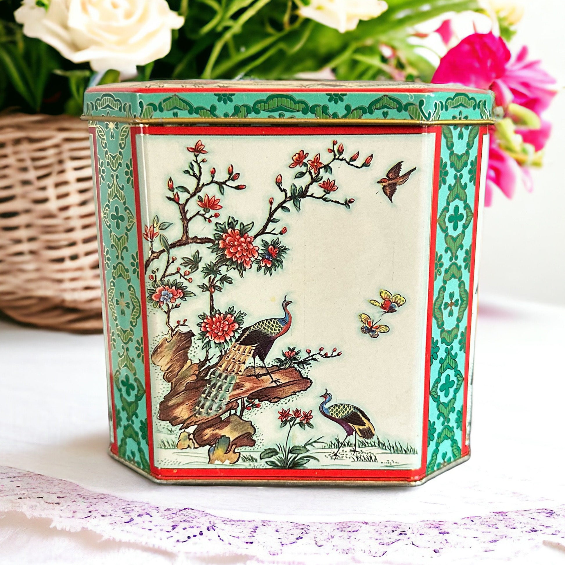 Vintage Daher Tea Tin Candle, Mother’s Day Gift