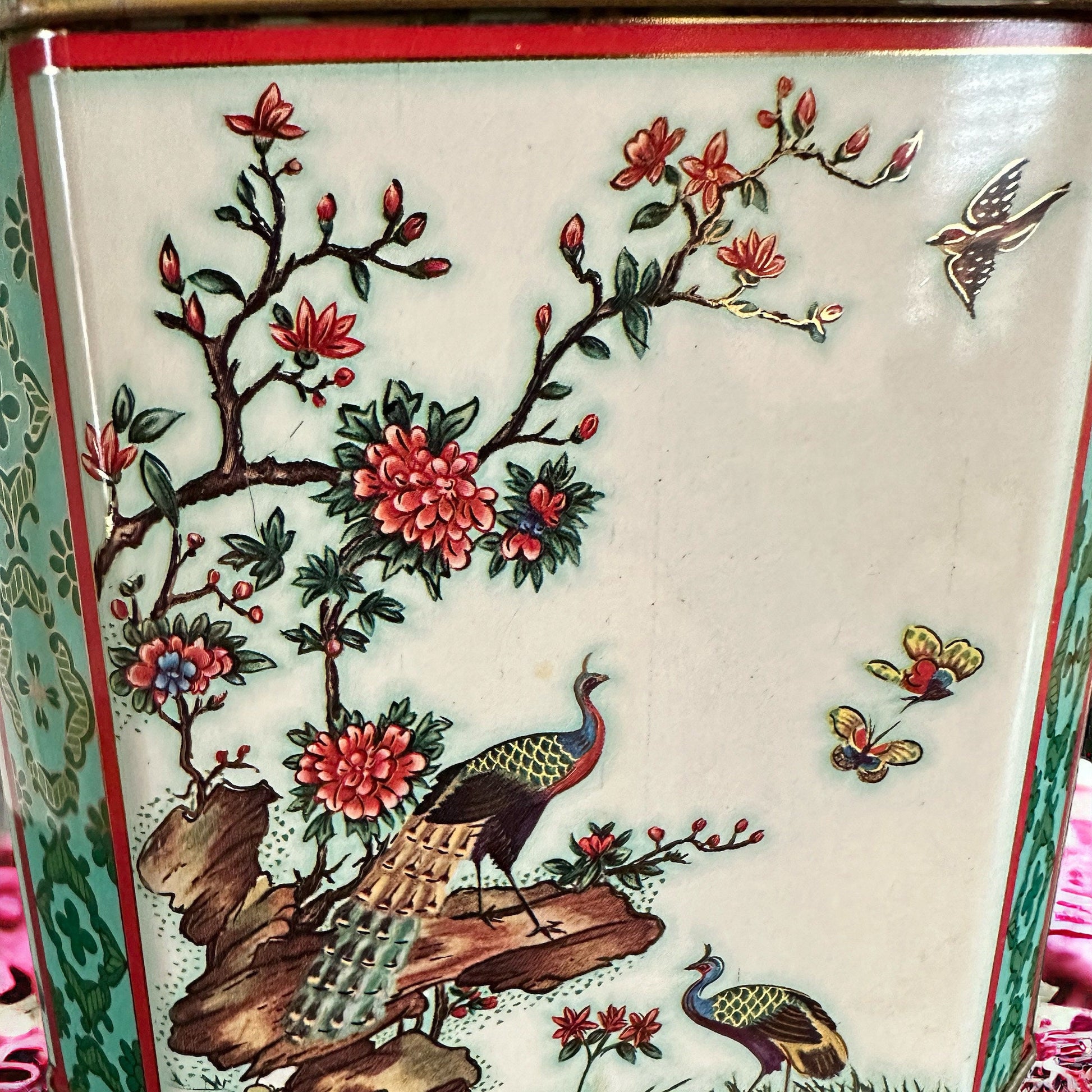 Vintage Daher Tea Tin Candle, Mother’s Day Gift
