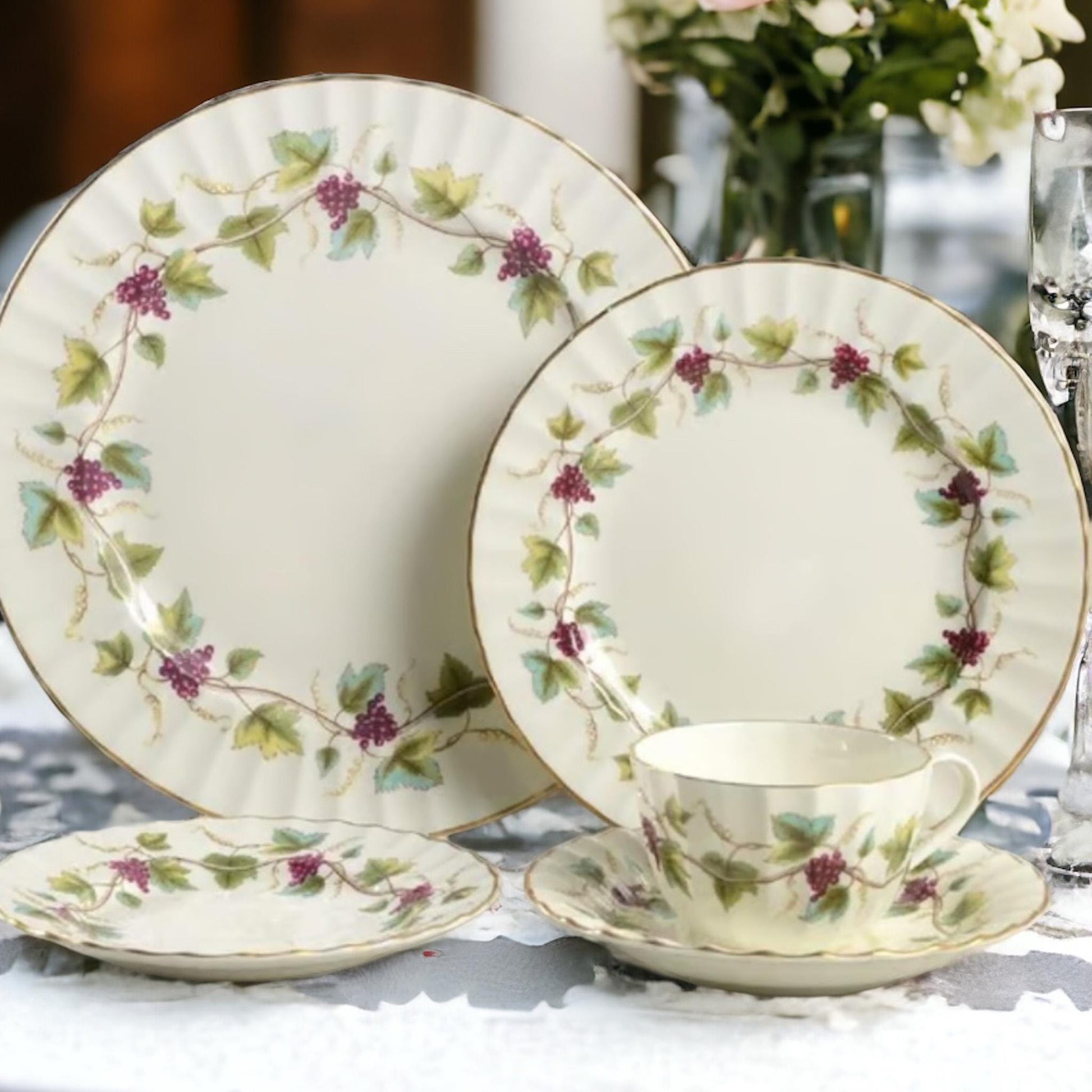 Royal Worcester Bacchanal China, China Place Setting, Thanksgiving Table Decor