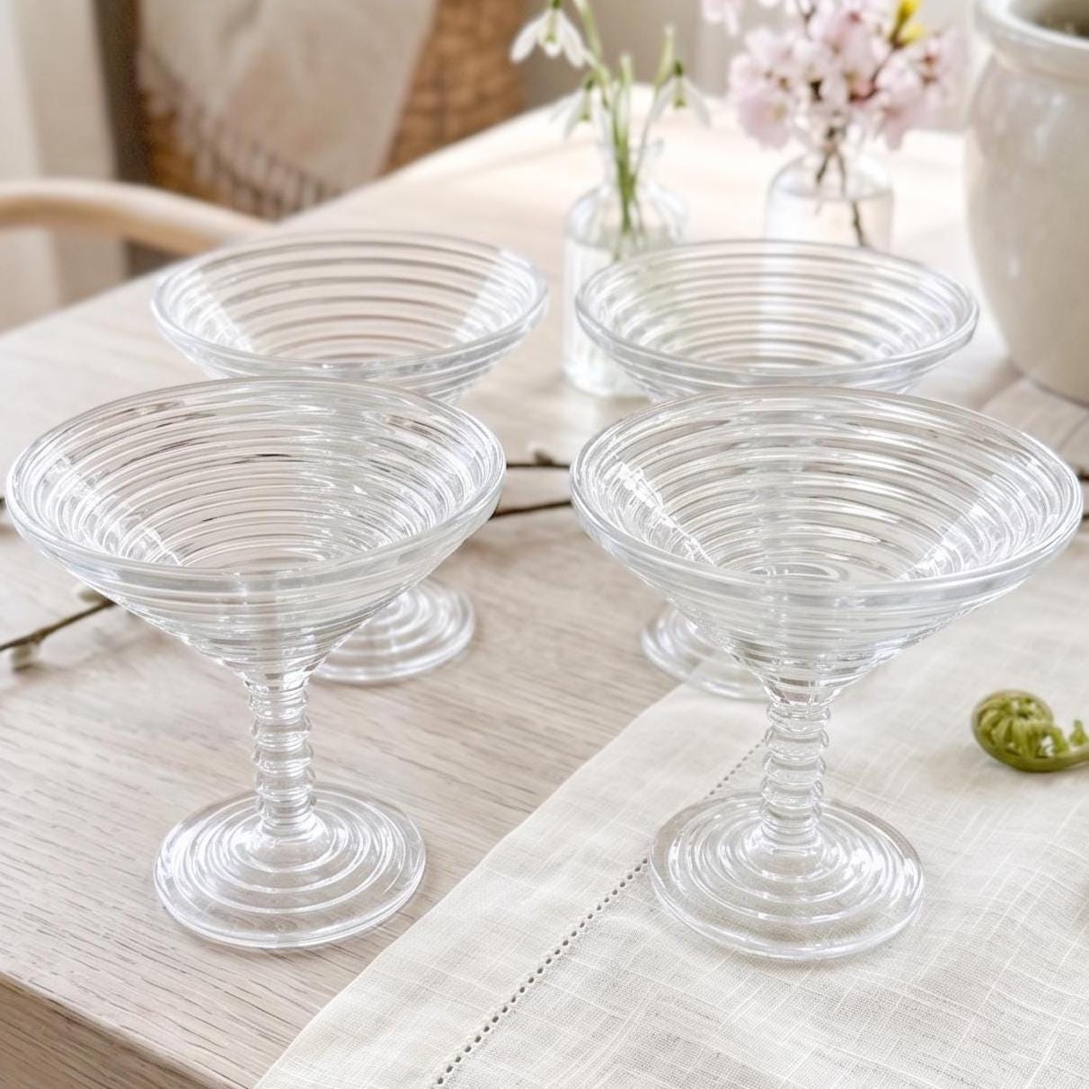 Anchor Hocking Manhattan Clear Glass Compotes, Set of 4, Depression Glass Dessert Dishes, Bar Cart Decor