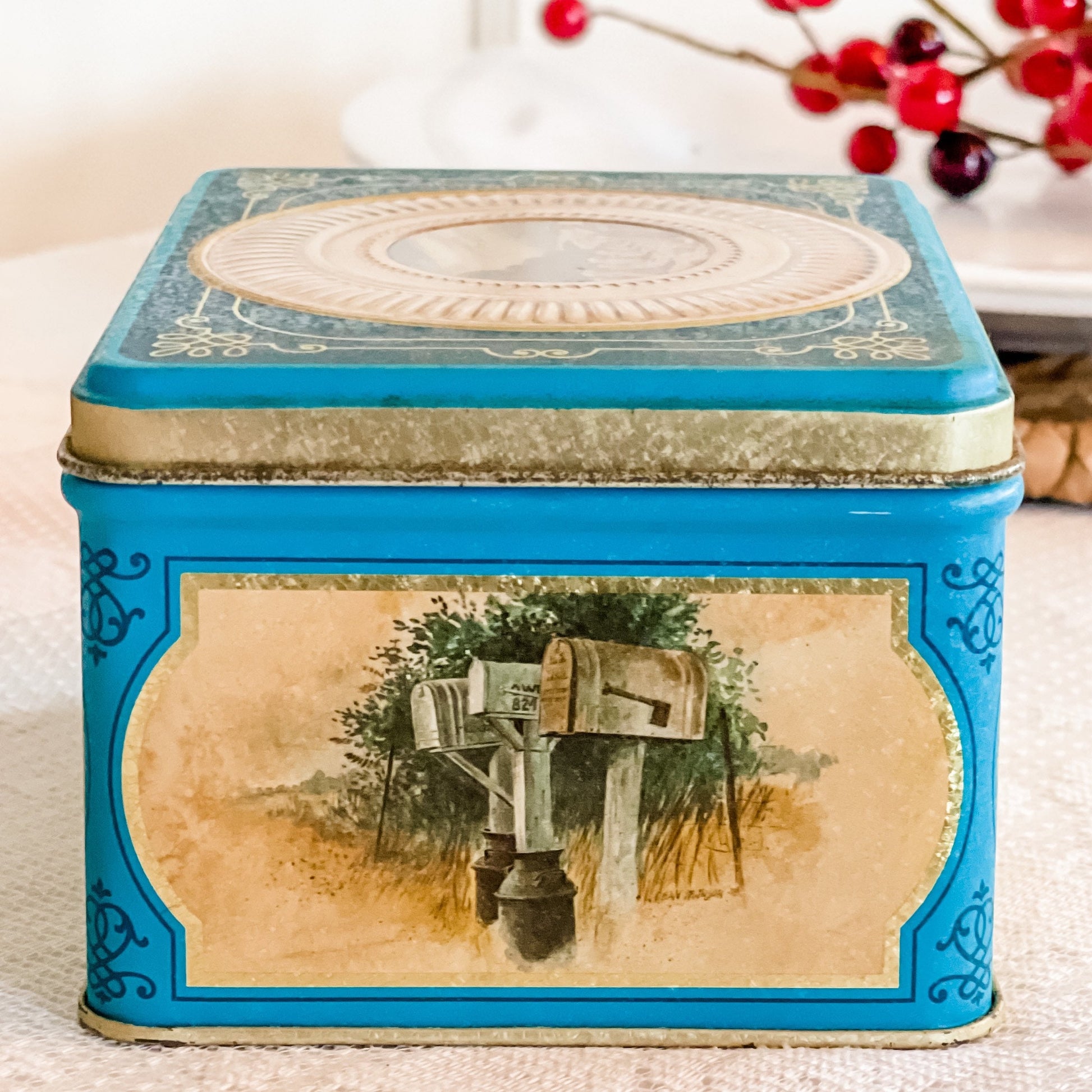 Scented Candle in Vintage Metal Biscuit Tin
