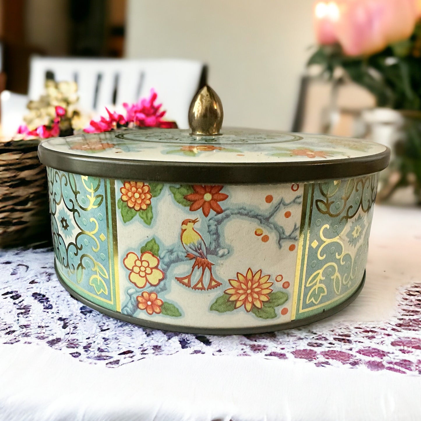 Scented Candle, Vintage Tins, Mothers Day Gifts, Spring Decor
